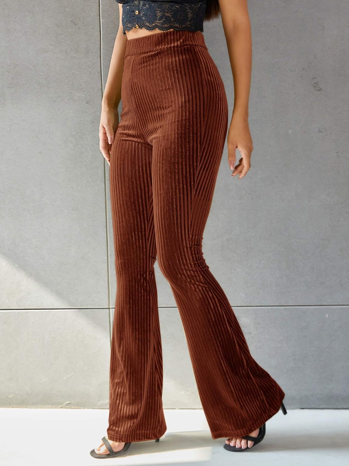 Sophia - Hoge taille geribbelde corduroy flared broek met stretch