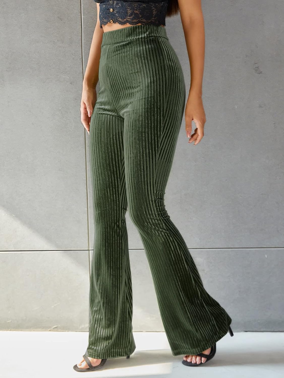 Sophia - Hoge taille geribbelde corduroy flared broek met stretch