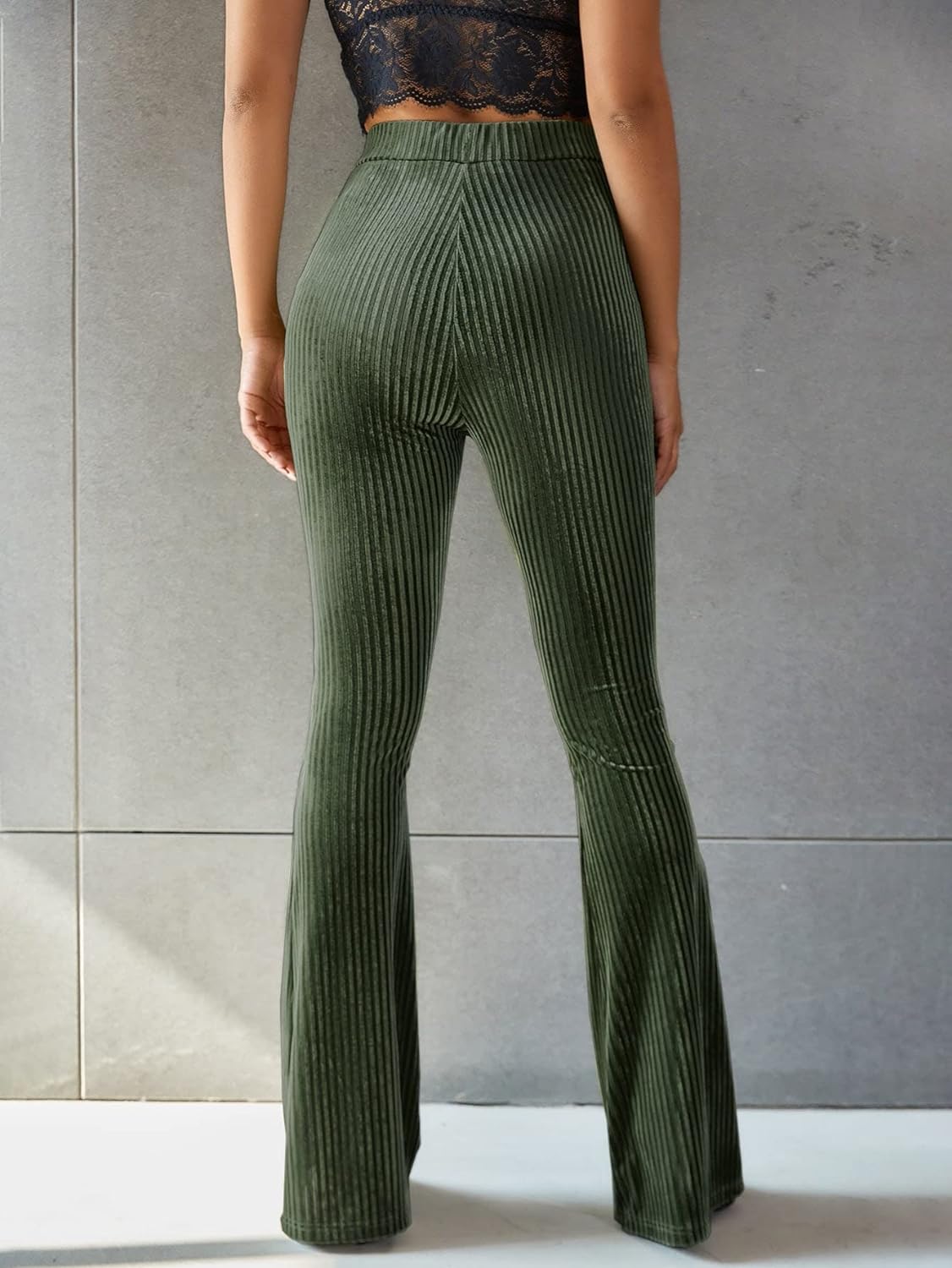 Sophia - Hoge taille geribbelde corduroy flared broek met stretch