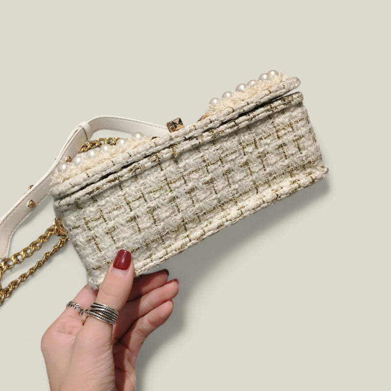 Candy - Elegante compacte tas met verstelbare handgreep en veilige sluiting