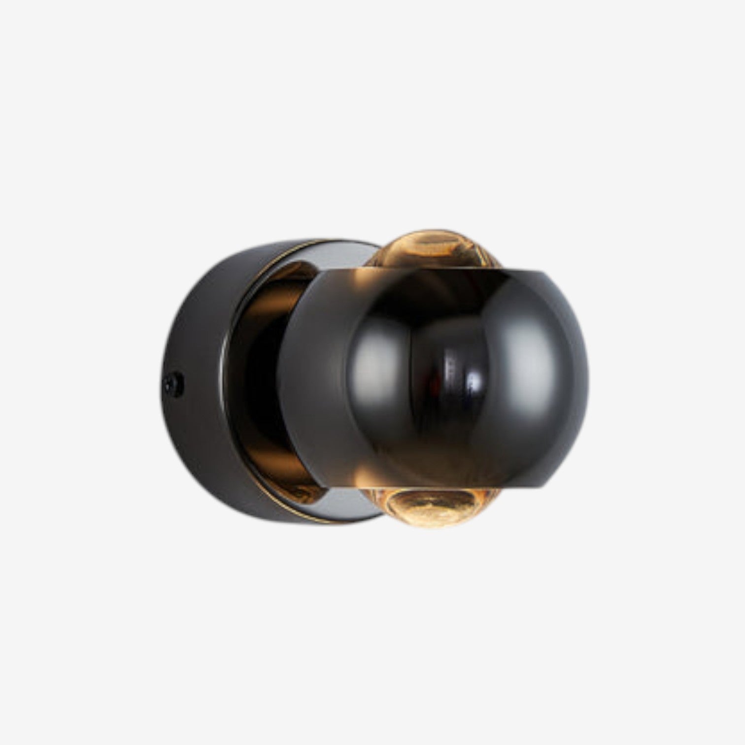 LumiAxis – Aluminium en Kristallen Wandlamp met Verticaal Ontwerp