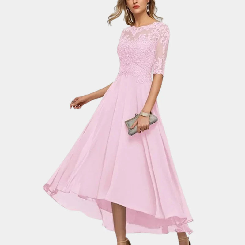 Bela– Elegante jurk met driekwartmouwen Met kantdetails en vloeiende rok