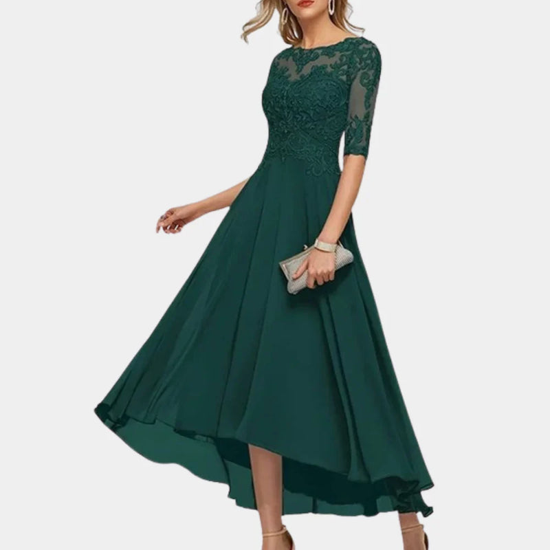 Bela– Elegante jurk met driekwartmouwen Met kantdetails en vloeiende rok