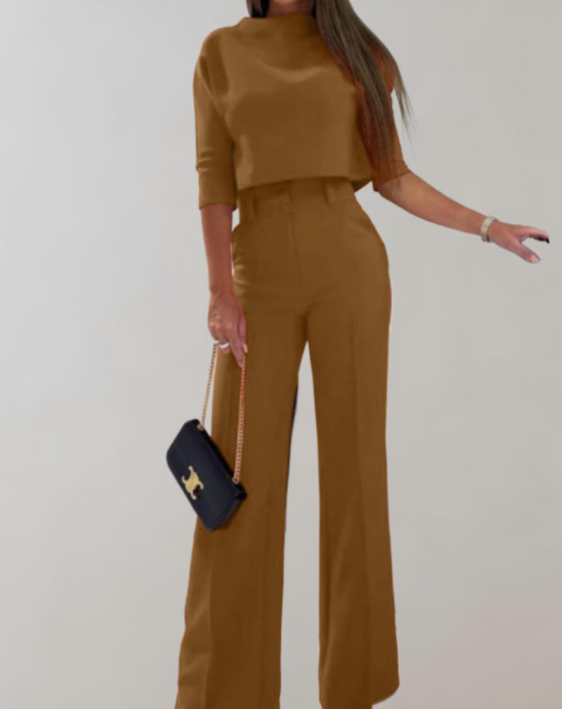 Sophia - Chique tweedelige set met een verfijnde top en flatterende uitlopende broek