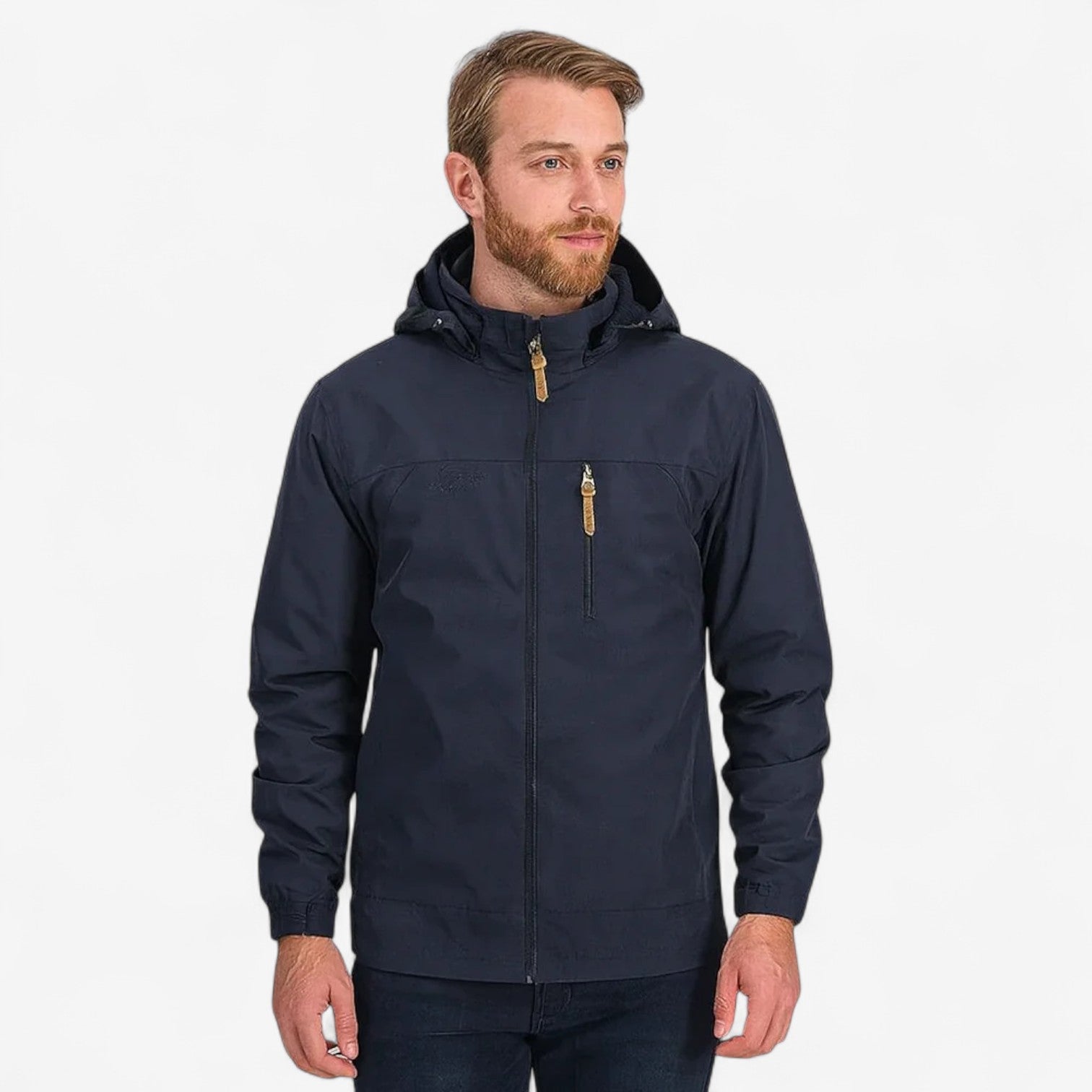 Logan – Outdoorjas met Capuchon, Ritssluiting en Meerdere Zakken