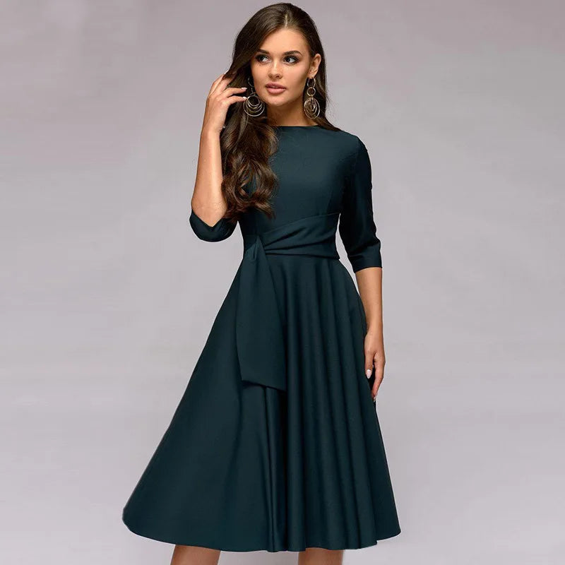 Grace - Elegante Midi-jurk met flatterend silhouet en ceintuur in taille