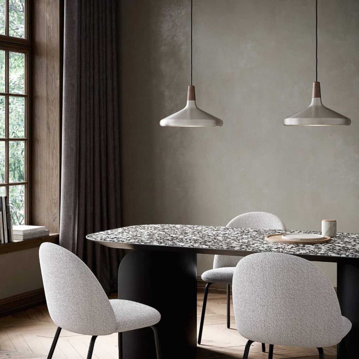 LumaNord – Hanglamp met IJzeren en Houten Kap