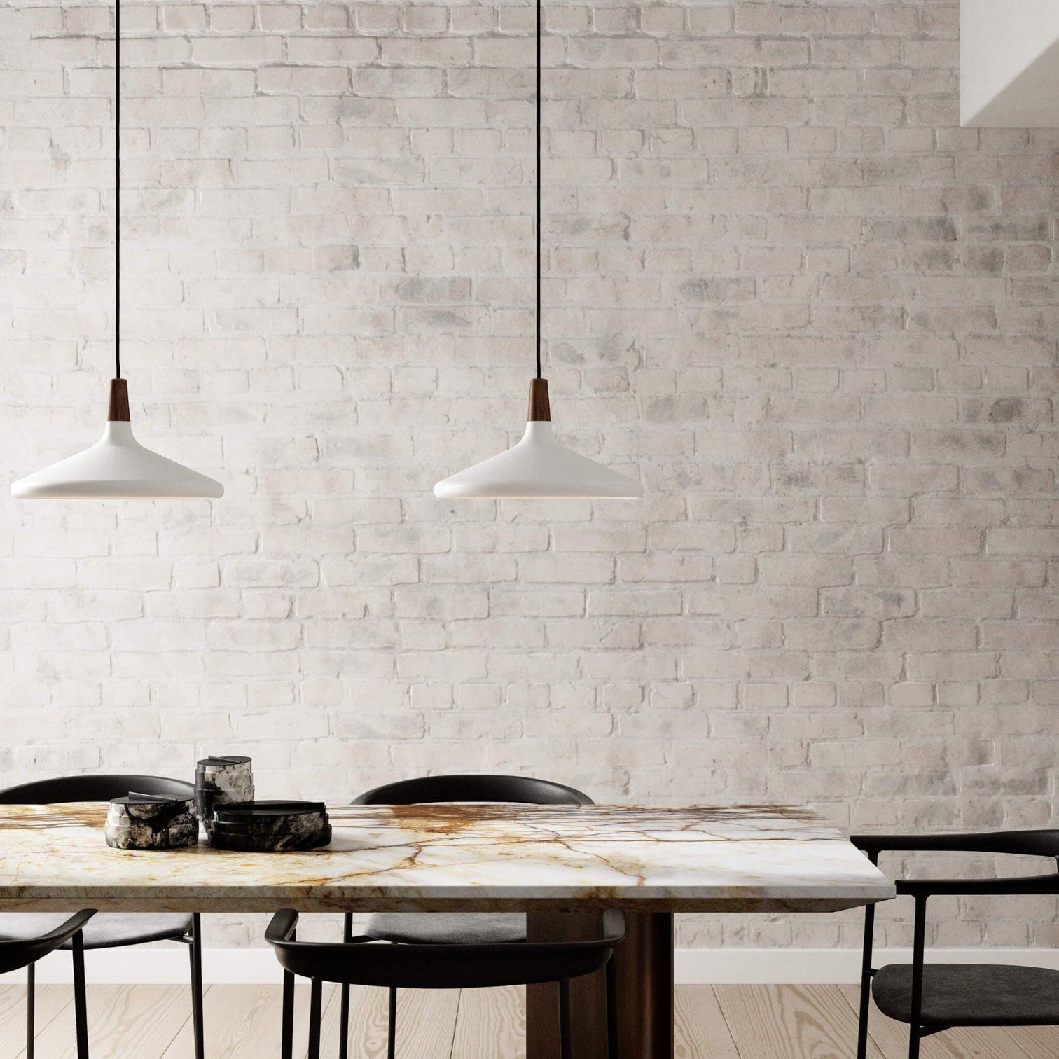 LumaNord – Hanglamp met IJzeren en Houten Kap