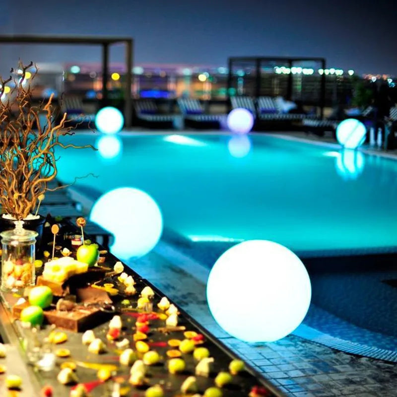 GlowSphere - Decoratieve LED-lichtbollen voor een dynamische buitenambiance