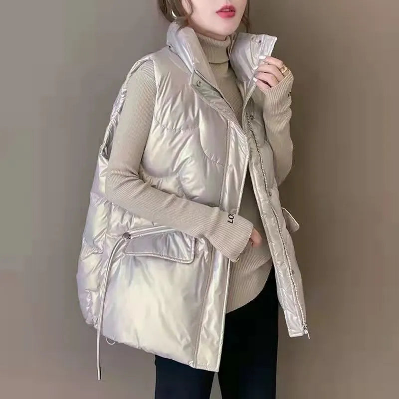 Anya - Mouwloze Jas met Opstaande Kraag en Zijzakken