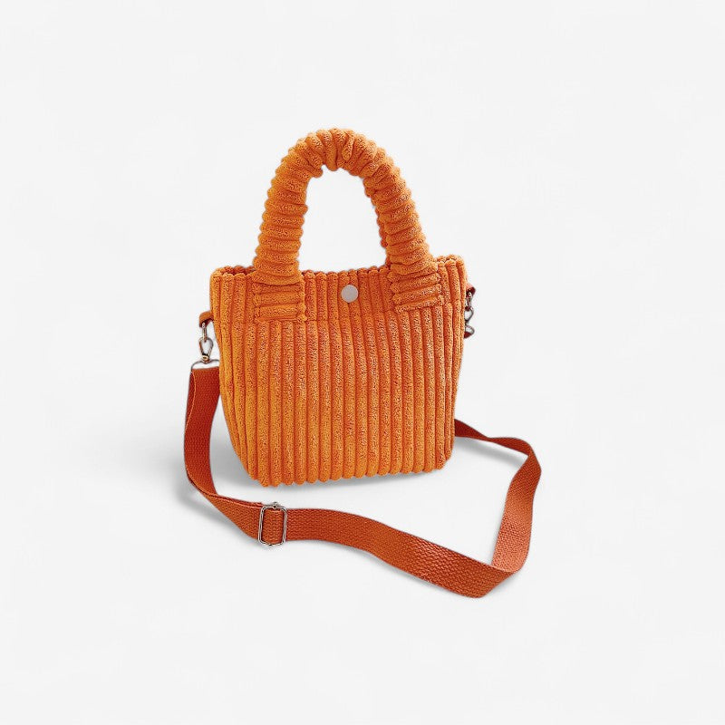 Megan – Handtas met verstelbare riem en knoopsluiting