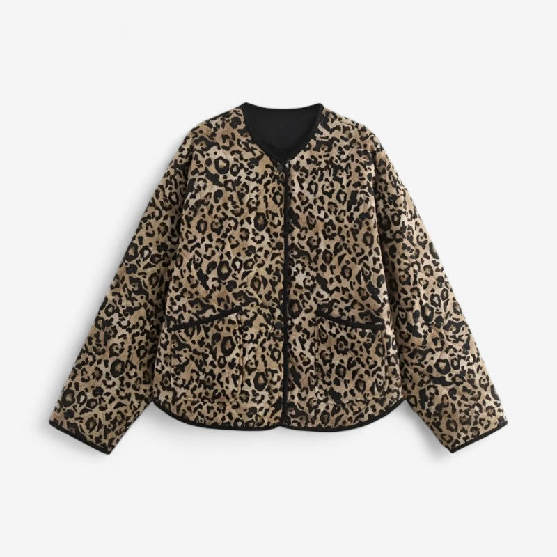 Julia – Lange Mouw Jas met Zakken en Knoopdetails