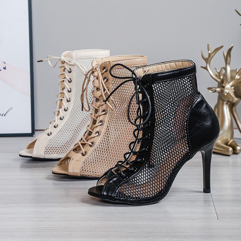Storm - Gewaagde Peep-Toe Hakken met Kanten Detail