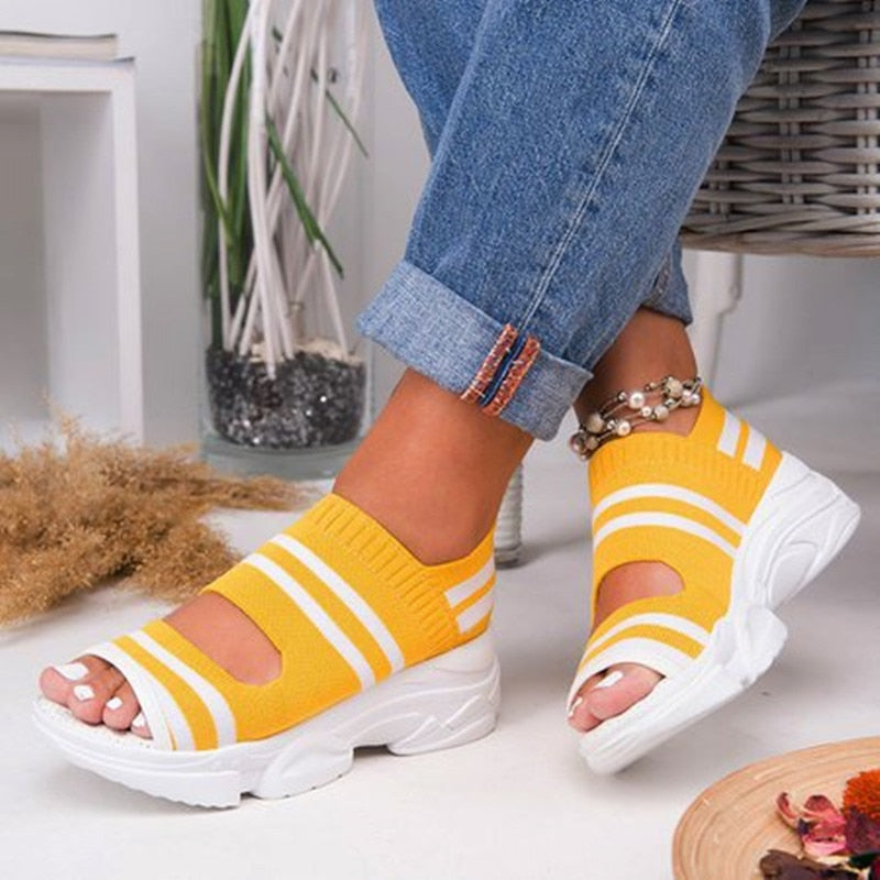Melanie - Slip-On sandalen met Uitgesneden ontwerp en dikke zool