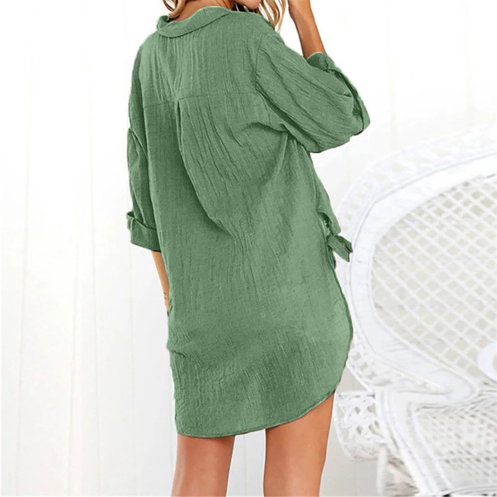 Sophie -  Flatterende button-down met eigentijdse details