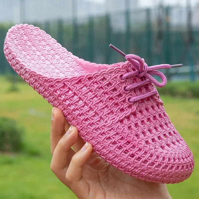 Mila – Trendy open teenslippers met ademend ontwerp en platte zoolondersteuning