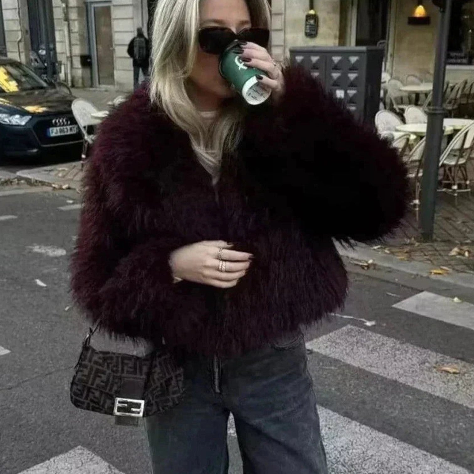 Melanie – Winterjas van Imitatiebont met Lange Mouwen en Gevoerd Interieur