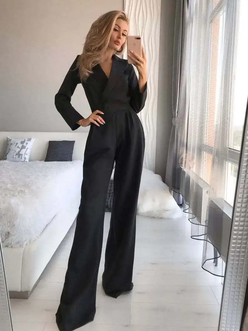 Riley - Chic getailleerde jumpsuit met wijde broekspijpen