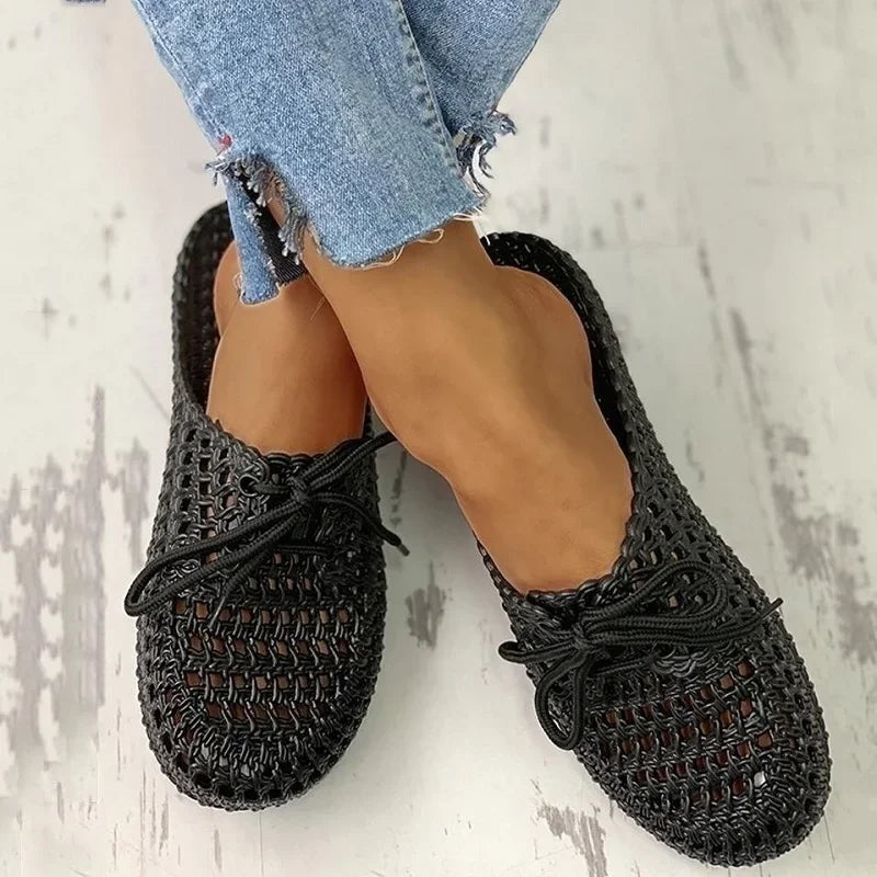 Mila – Trendy open teenslippers met ademend ontwerp en platte zoolondersteuning
