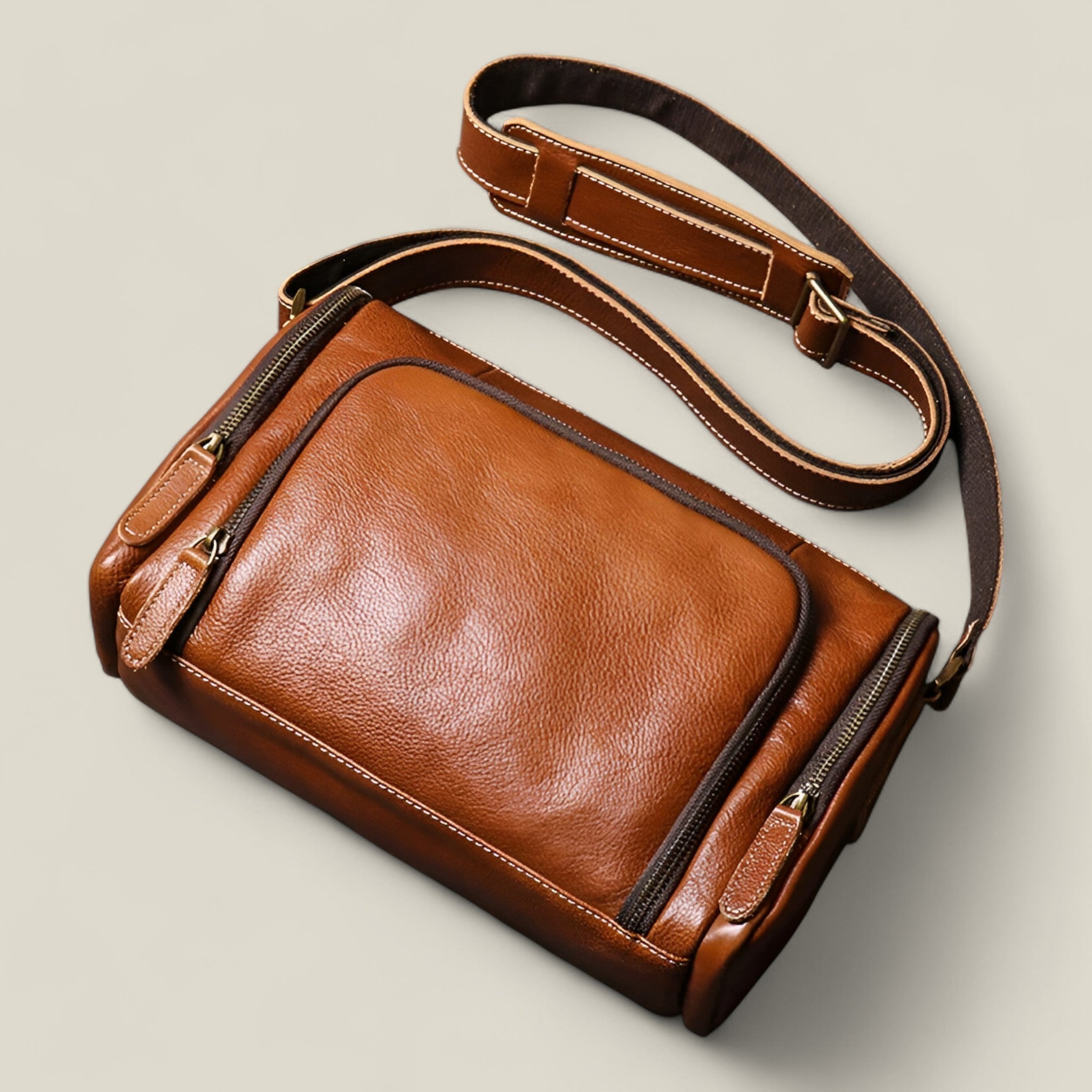 Benjamin - Klassieke vintage crossbodytas met compact ontwerp en tijdloze stijl