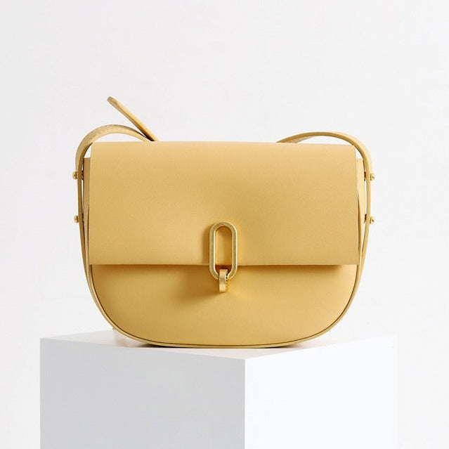 Faye - Chique handtas met flapsluiting en verstelbare riem