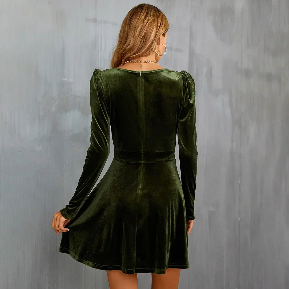Zoe - Elegante midi-jurk met V-hals en lange mouwen