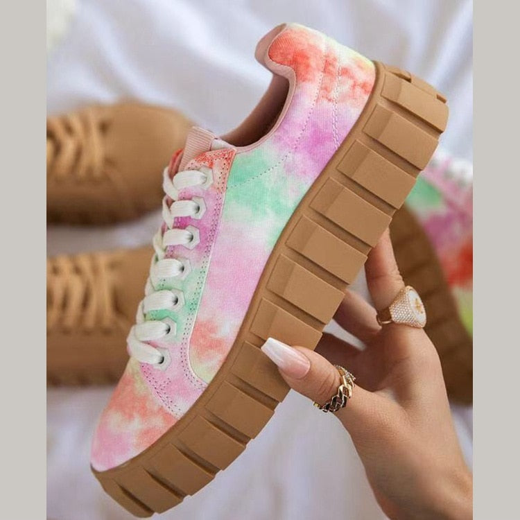 Layne - Trendy Sneakers met Comfortabele Pasvorm en Veelkleurig Dye Detail