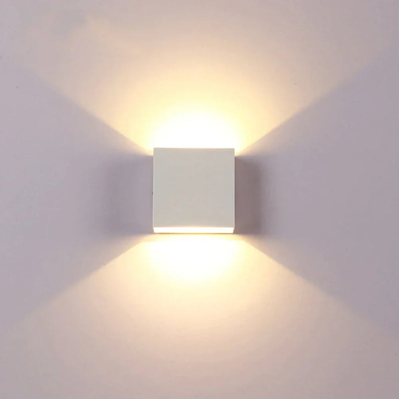 LumeBright – Elegante wandlamp met zachte gloed voor een gezellige sfeer