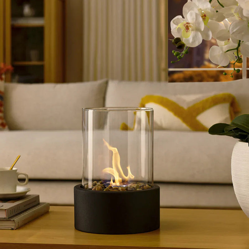 LumiFlame – Strakke, draagbare tafelhaard met glazen cilinder voor moderne warmte