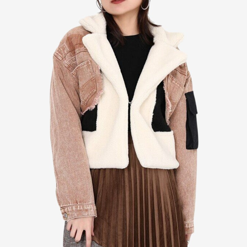 Anna – Lange Mouw Jas met Reverskraag en Knoopsluiting