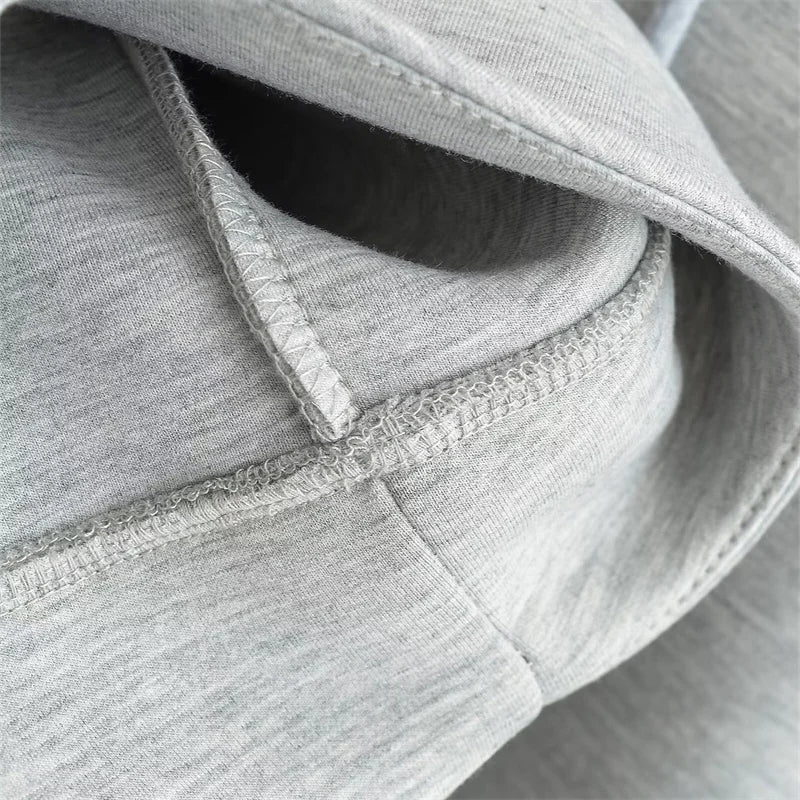 Mia - Stijlvolle Hoodie met dubbele zakken voor de winter