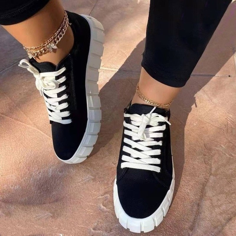 Layne - Trendy Sneakers met Comfortabele Pasvorm en Veelkleurig Dye Detail