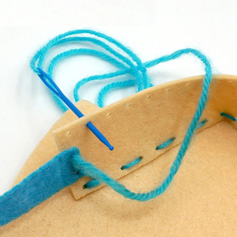 FunStitch - DIY kindertassen met eenvoudig naaien en lijmen