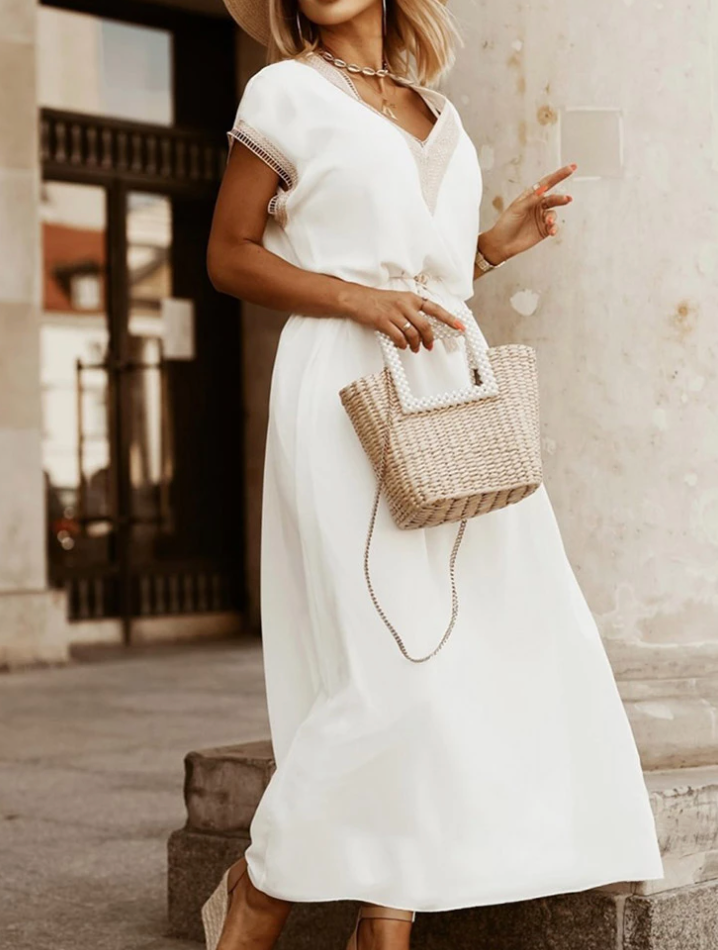 Claire - Elegante V-hals jurk met verstelbare tailleband