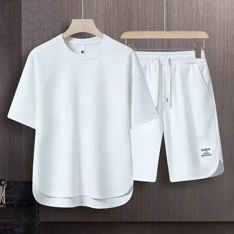 James - Casual tweedelig setje met relaxed fit t-shirt en short