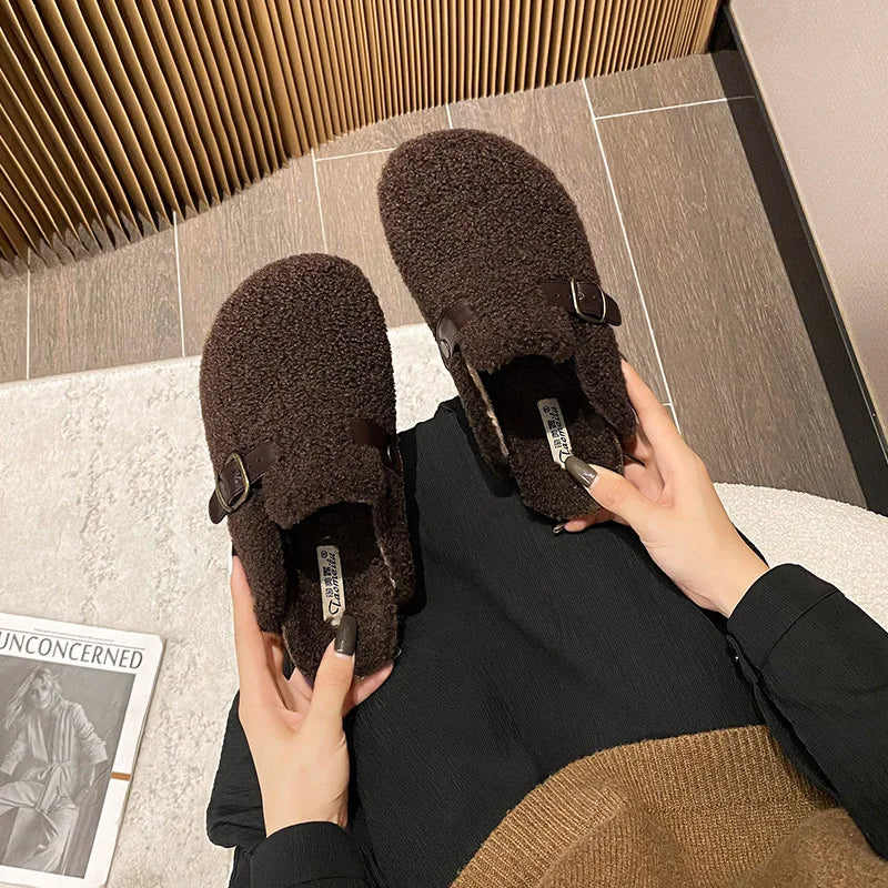 Lisa - Comfortabele bontpantoffels met chic gespontwerp