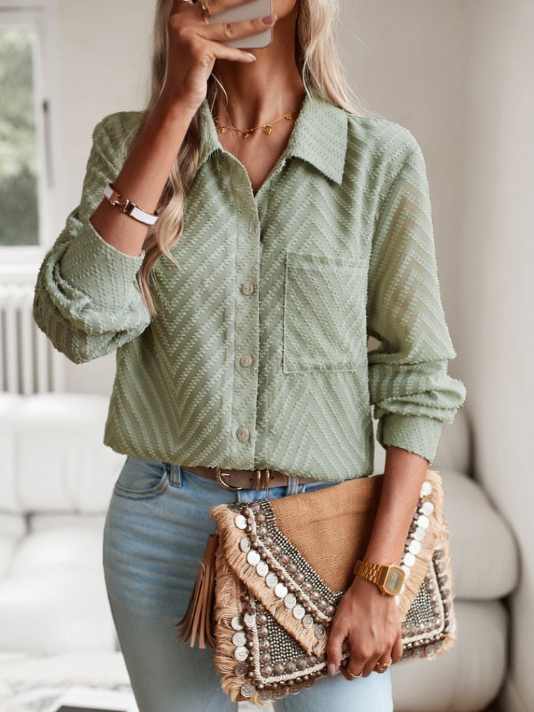 Dani – Stijlvol button-up overhemd met opgerolde mouwen en borstzak