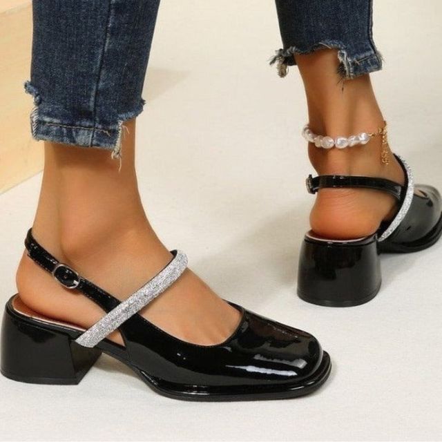 Ivy – Pumps met vierkante neus hoge hak en ondiep uitgesneden bandjes