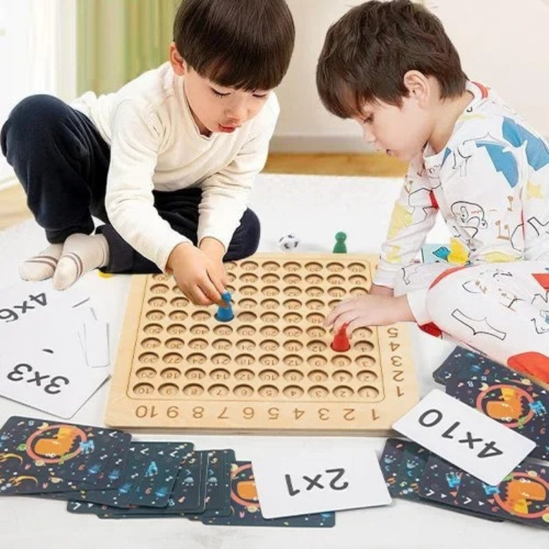 MathBuddy – Educatief spelbord met getallentegels en dobbelstenen om vermenigvuldiging te leren