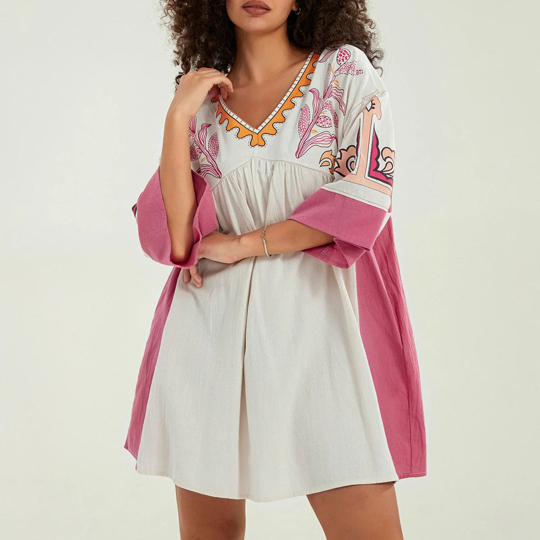 Leila – Trendy bloemenprint mini-jurk met V-hals en relaxte pasvorm