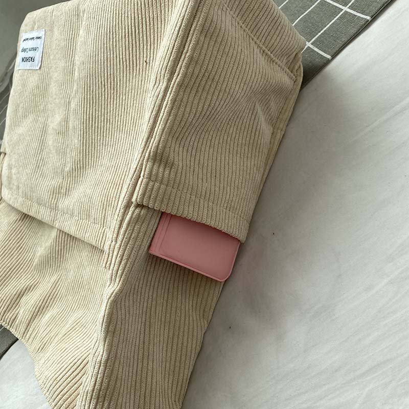 Emma - Stijlvolle Corduroy Schoudertas met Verstelbare Riemen