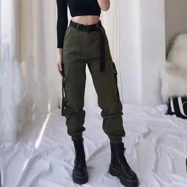 Bria - Trendy cargobroek met ceintuur in de taille en taps toelopende joggerboorden