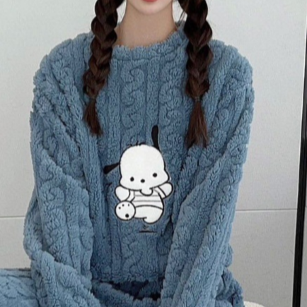 Amelie - Warme fleece pyjamaset met een ontspannen halslijn