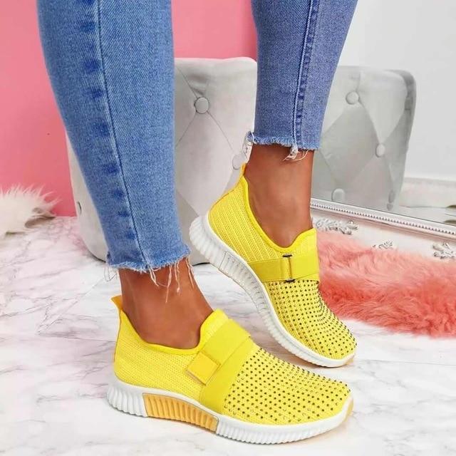 Mali - Sneaker van mesh met dempende zool en elastische band