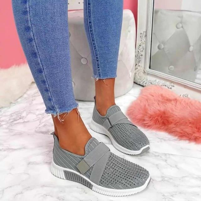Mali - Sneaker van mesh met dempende zool en elastische band