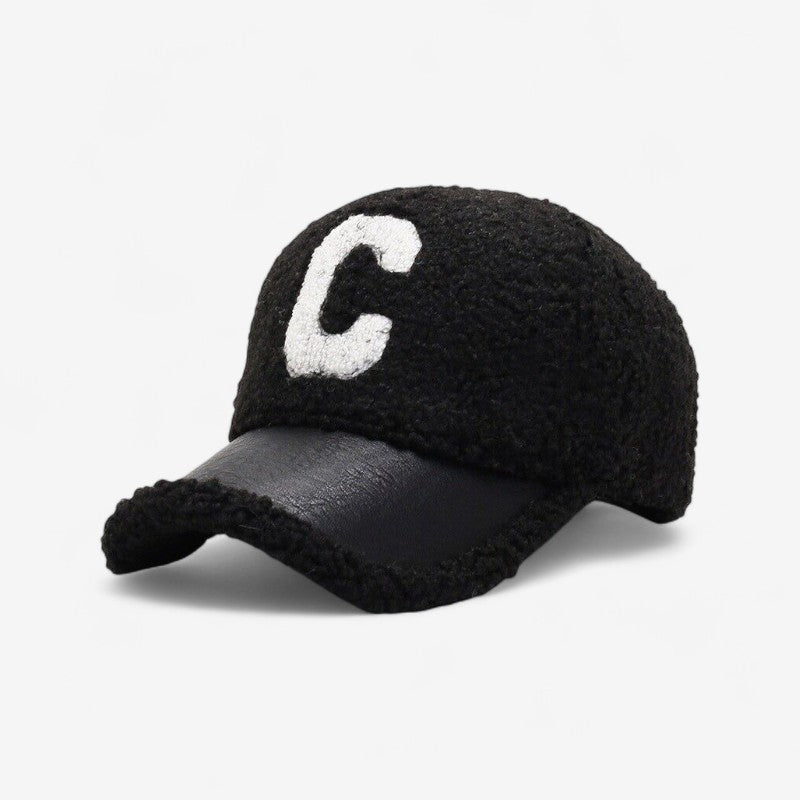 Amara - Verstelbare Pet met Geborduurd Detail