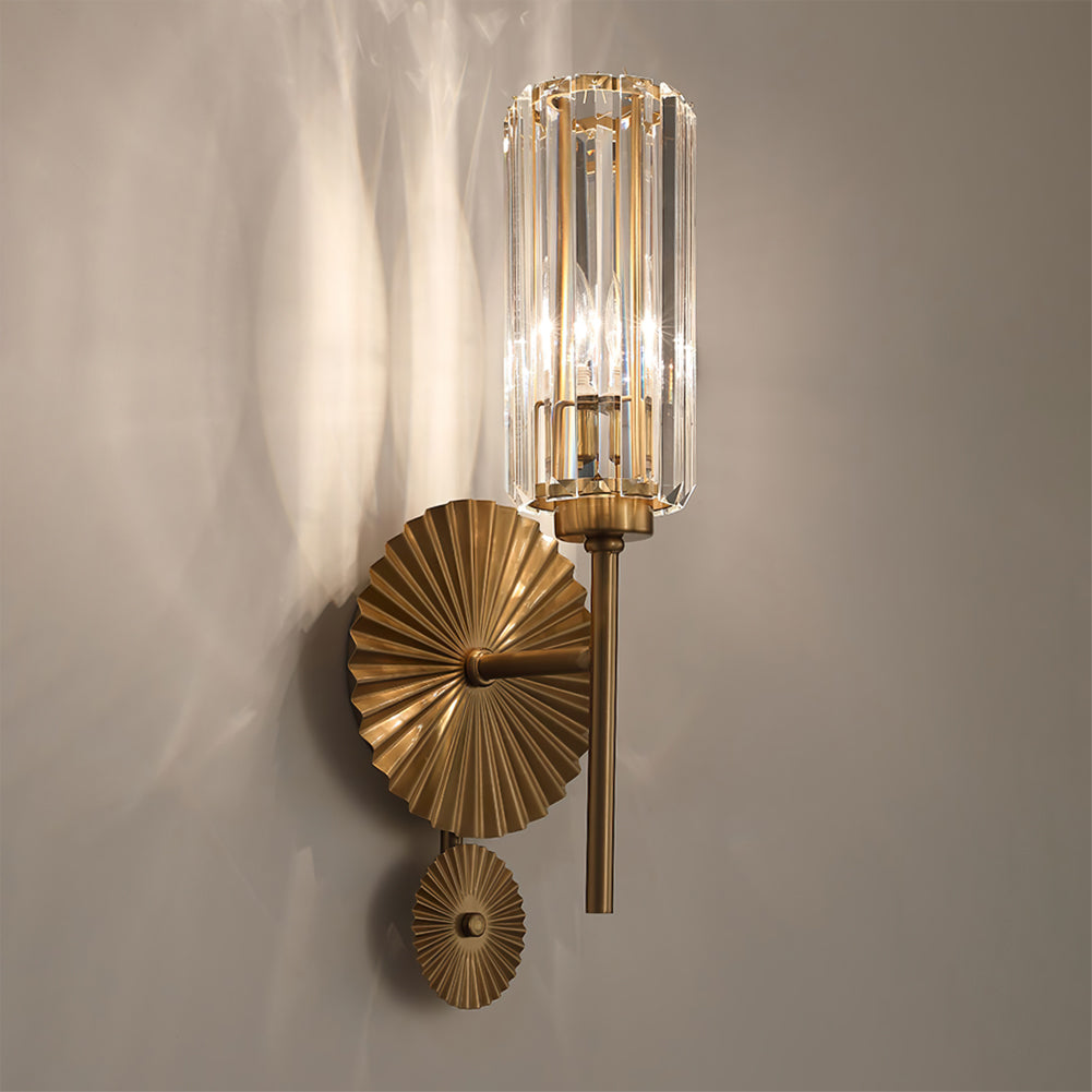 VetroLux – Wandlamp met cilindrische glazen kap en metalen basis