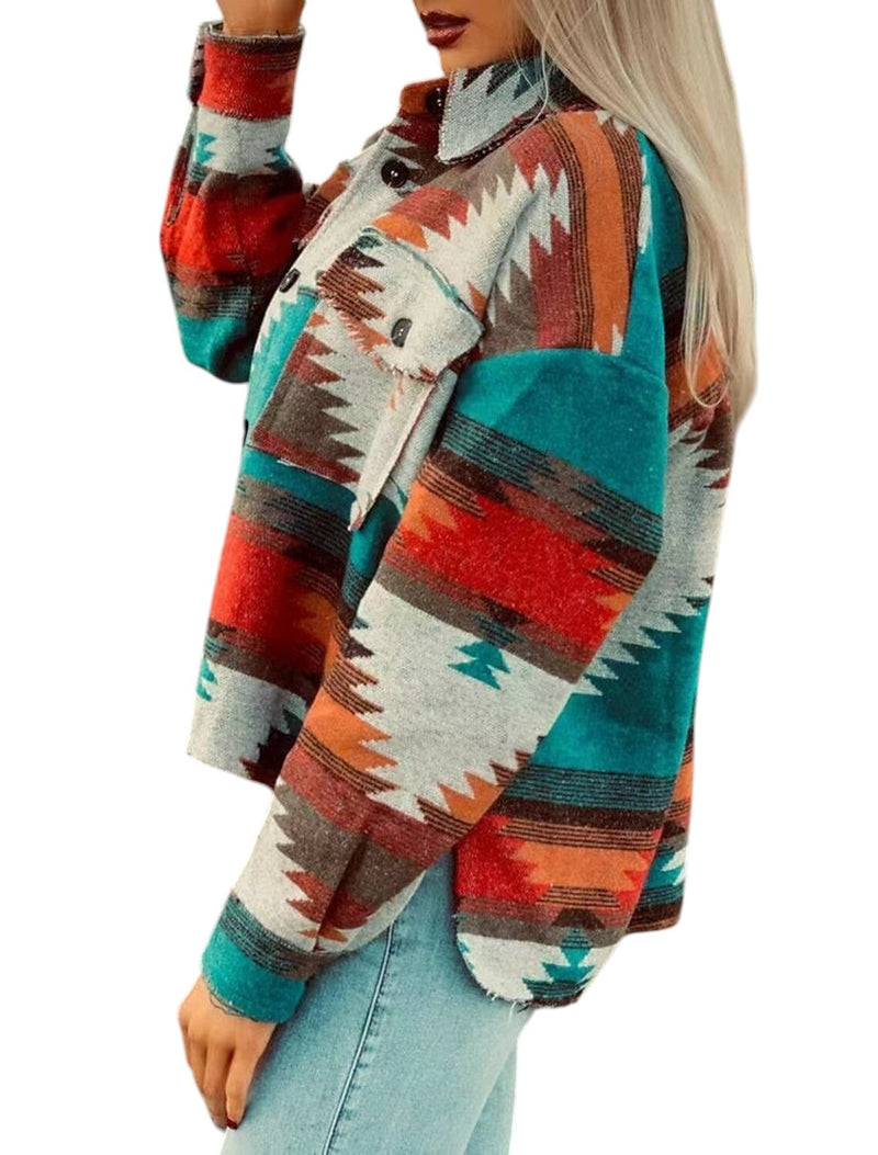 Rachel – Oversized jasje met knopen, geometrisch patroon en borstzakken