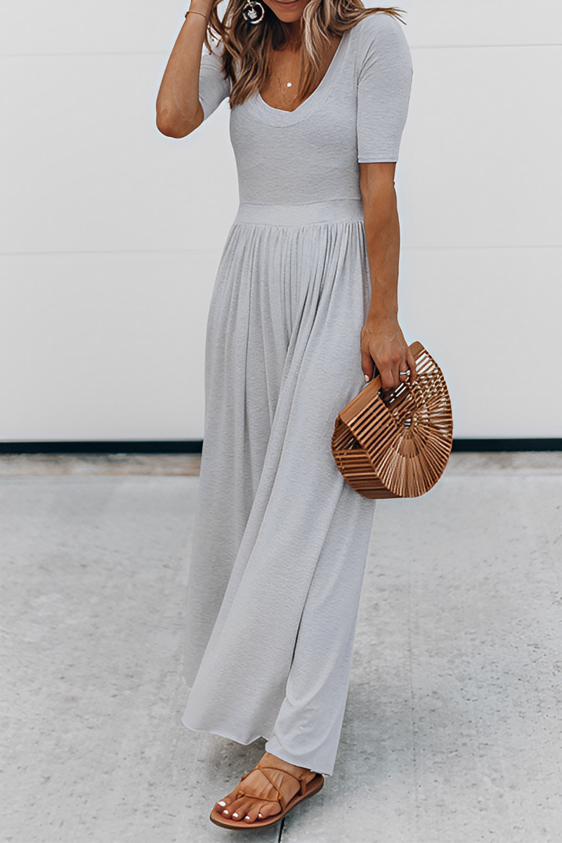 Senem - Elegante Wijd uitgesneden jumpsuit met geplooid lijfje en vloeiend ontwerp