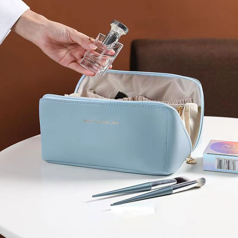 GlamVault - Luxe Beautycase